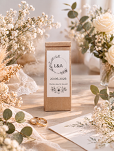 Laden Sie das Bild in den Galerie-Viewer, Personalisiertes Gastgeschenk Hochzeit: Tee mit Namen &amp; Datum | 25-100 Stück